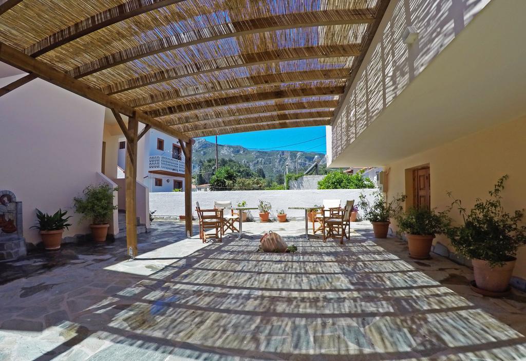 Tarsanas Beach Kokkari Exterior foto