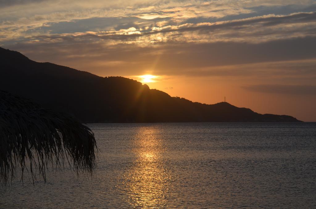 Tarsanas Beach Kokkari Exterior foto